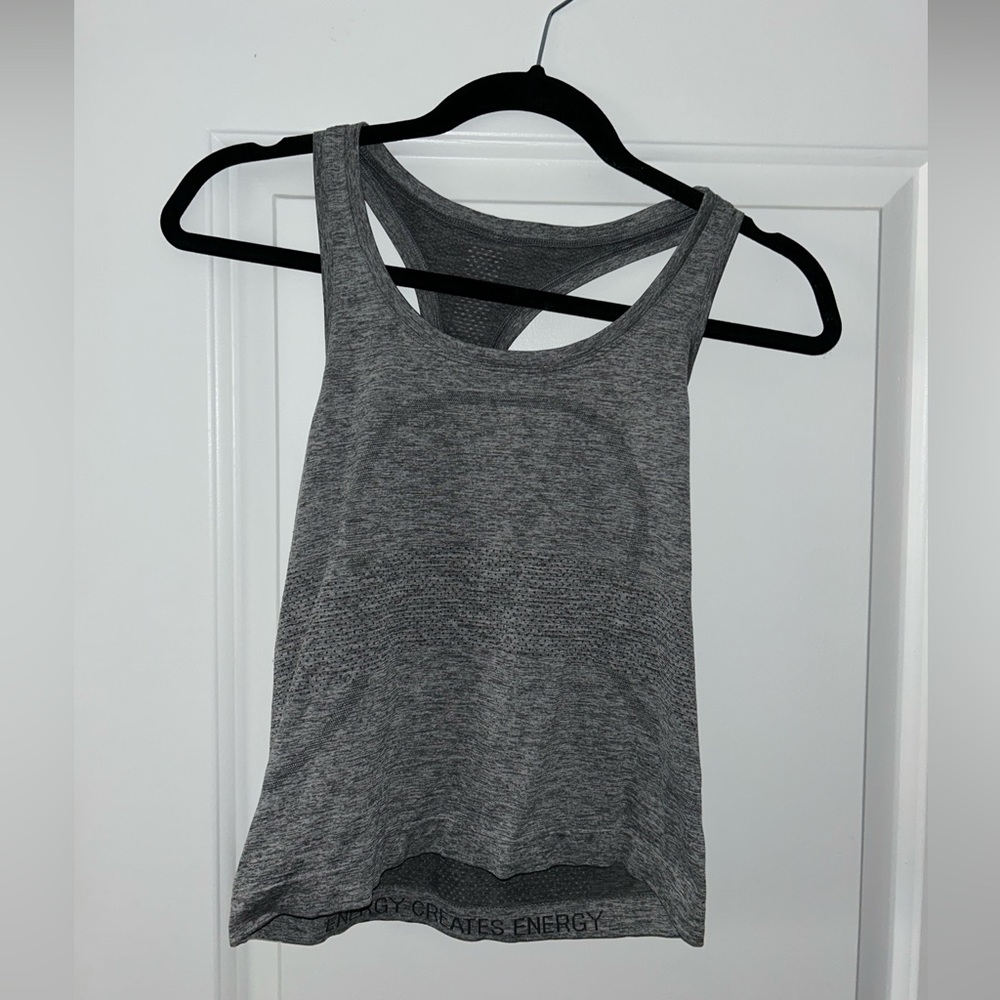 Lululemon tank